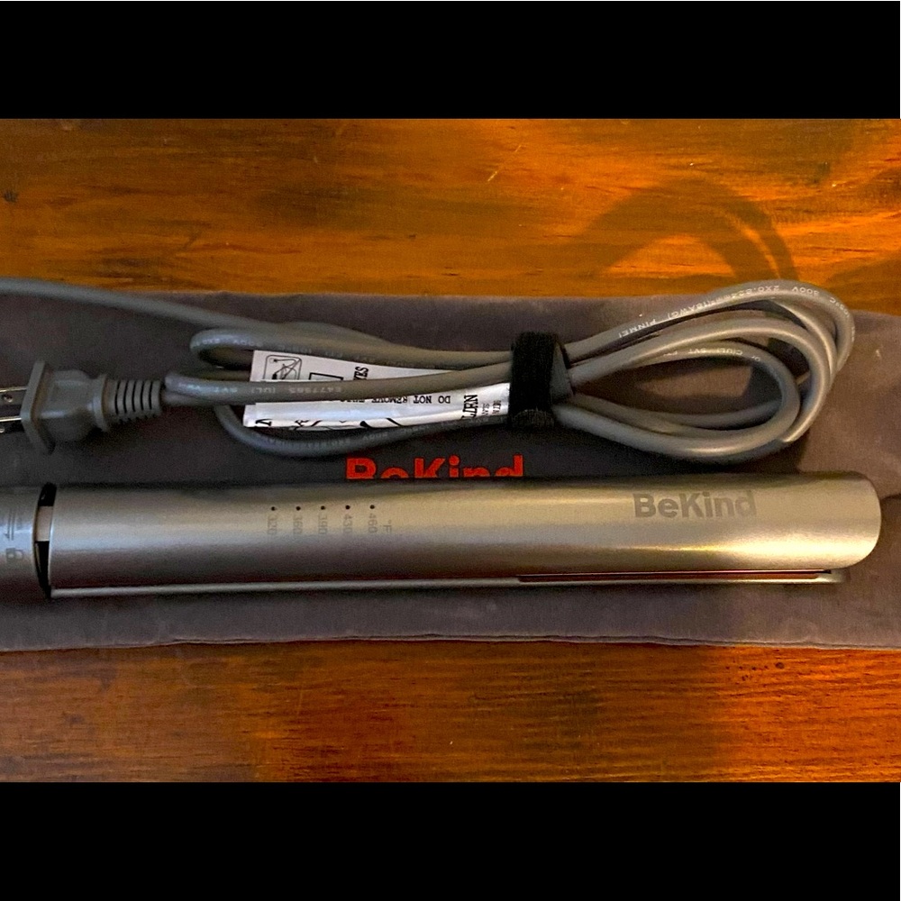 BeKind Hair Straightener!!!!